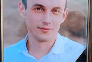 У Пророко-Іллінському храмі Сум відспівали спочилого воїна Євгенія Мартиненка